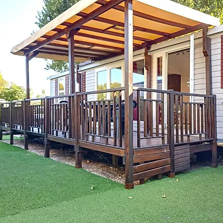 Le Mambo Camping 4 Etoiles Fréjus
